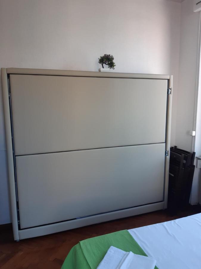 Hotel Guesthouse Massena Genua Exteriör bild