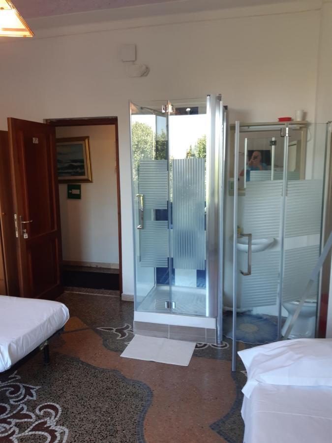 Hotel Guesthouse Massena Genua Exteriör bild